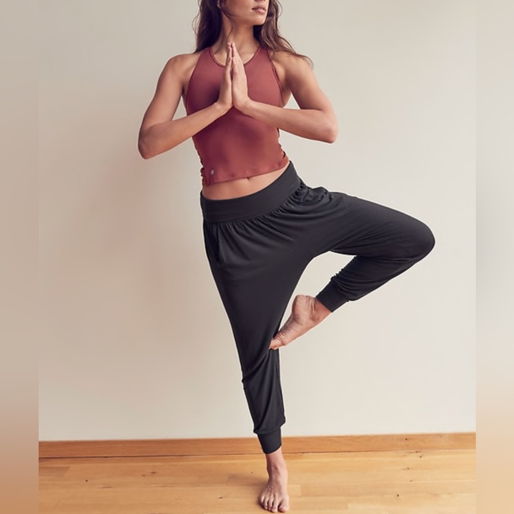 ATHLETA BLACK SOFT LOUNGE ELASTIC WAIST STUDIO JOGGER